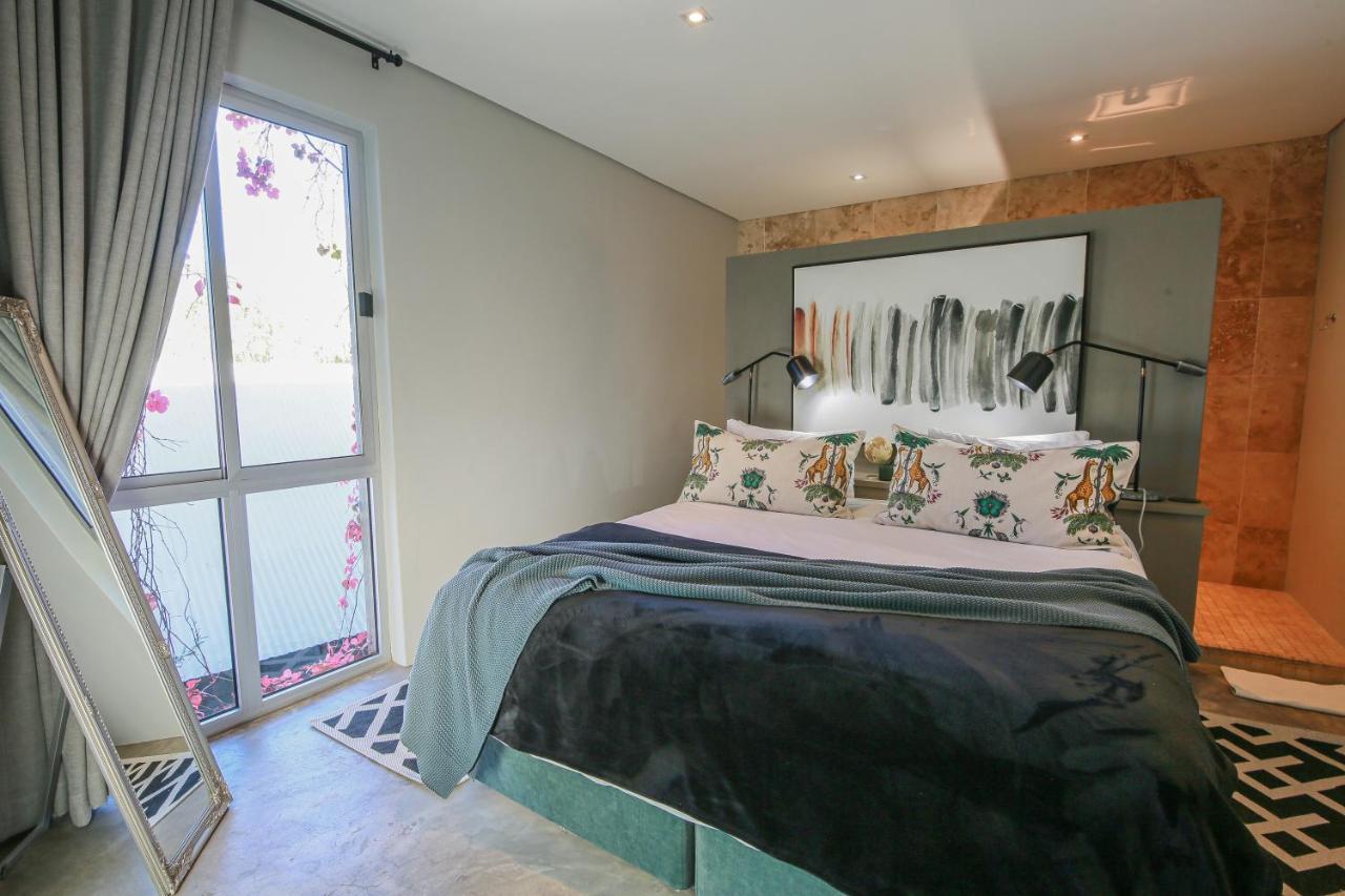 Suite 9 The Village Windhoek Exterior photo